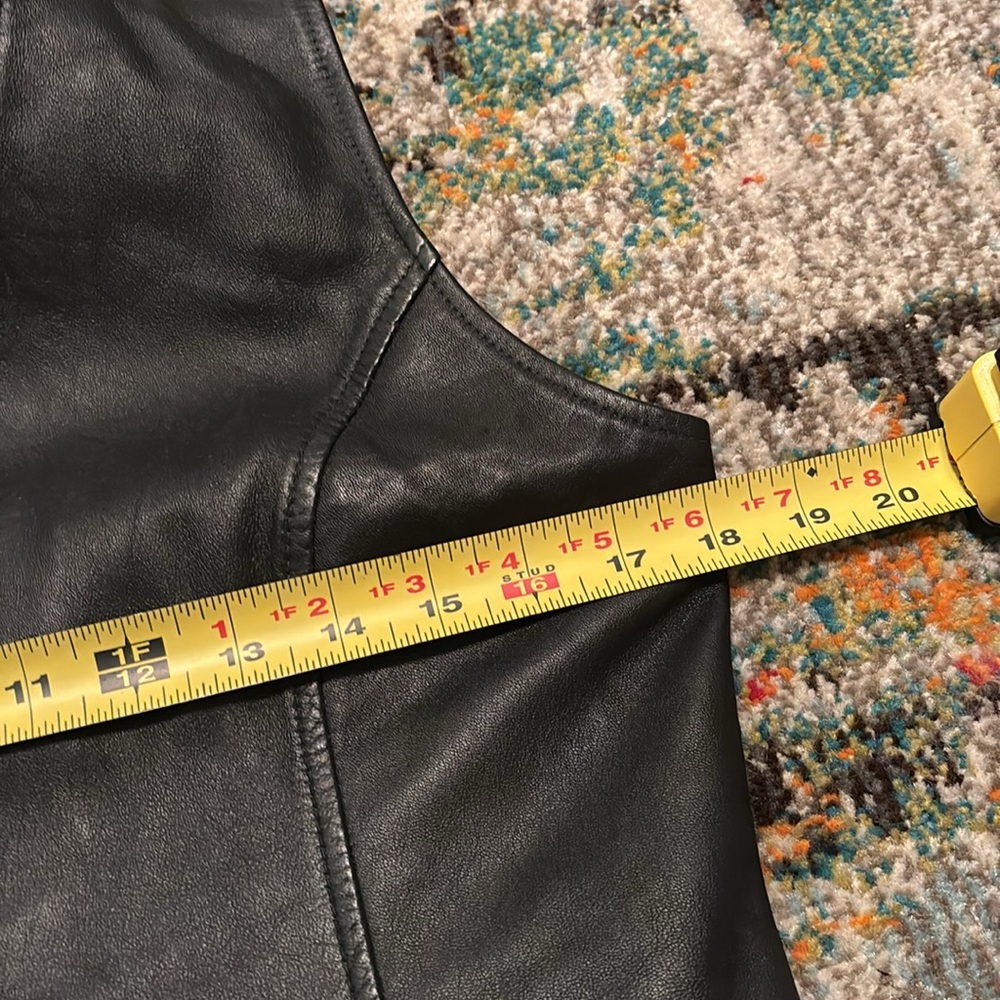 Vintage HAROLD’S Genuine Leather Vest, Size Medium - Picture 6 of 6